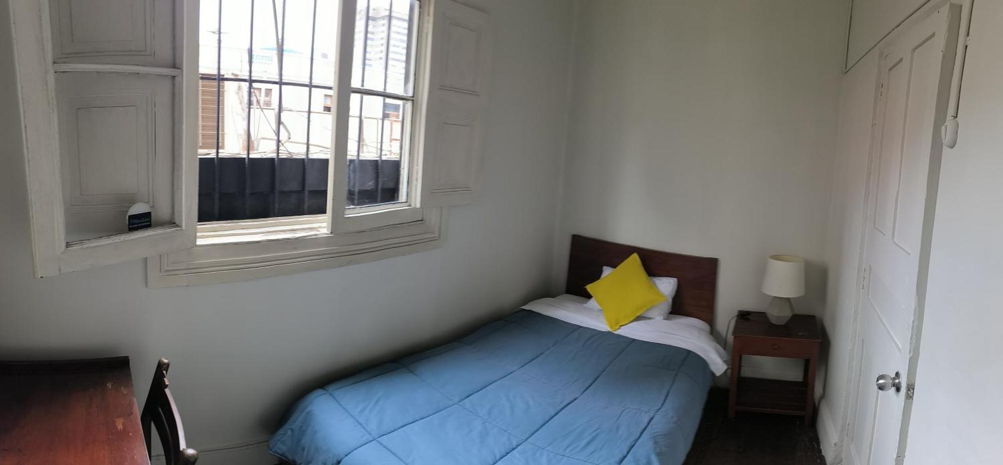 Flying Dog - Backpackers Lima