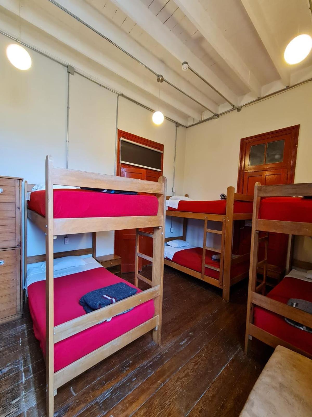 Flying Dog - Backpackers Hostel Lima
